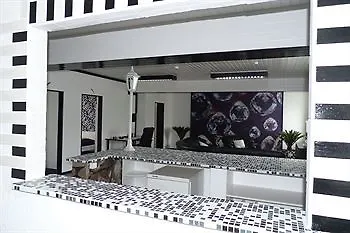 سويت أبارتمنت إيسن 3* إسن